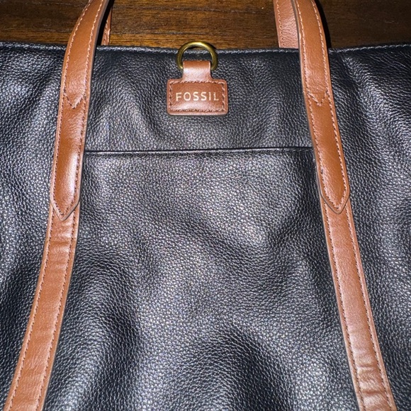 Fossil Sydney Convertible Backpack - Picture 2 of 6